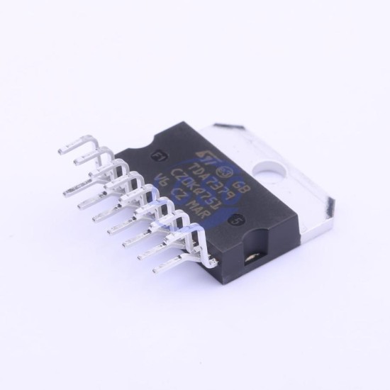 ST E-TDA7379