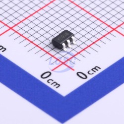 DIODES AP7366-33W5-7 DIODES AP7366-33W5-7