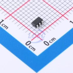 DIODES 74LVCE1G00W5-7 DIODES 74LVCE1G00W5-7
