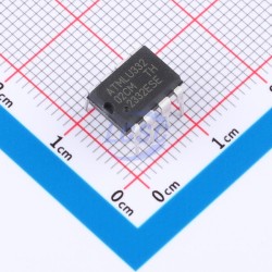 MICROCHIP AT24C02C-PUM
